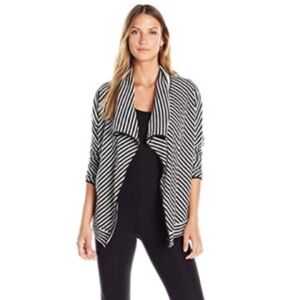 Manduka Black and Gray Striped Polarity After Yoga Cardigan Medium Reversible